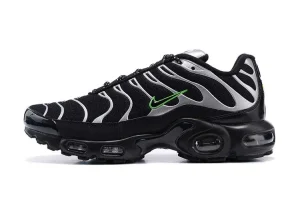 AIR MAX PLUS TN 'METALLIC STRIKE'