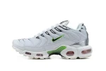 AIR MAX PLUS TN 'NEON METALLIC SILVER'
