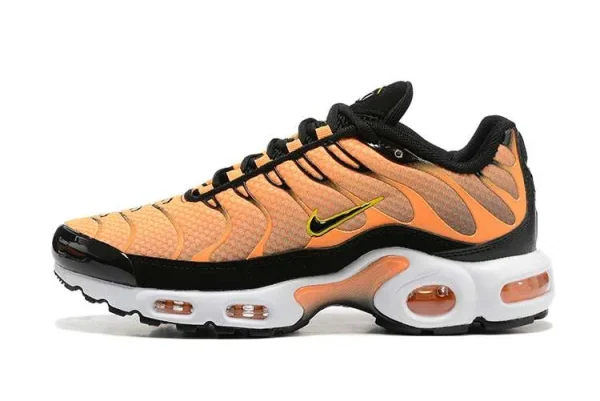AIR MAX PLUS TN 'ORANGE BLACK'