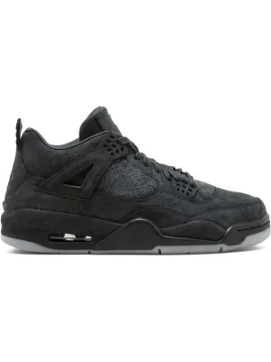 Jordan retro 4 x Kaws negras