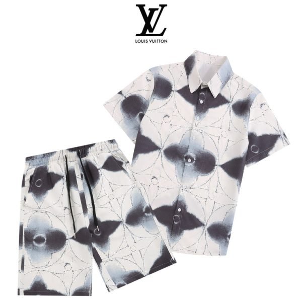 SET LOUIS V